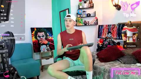 flowers109 online show from October 9, 2025, 10:19 pm