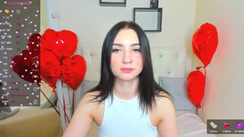 Lina online show from February 27, 2025, 11:37 pm