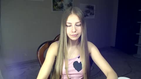 Molli  Ready for any play with you. Hottest show in pvt  Help a student earn big tokens  online show from October 8, 2025, 9:34 pm