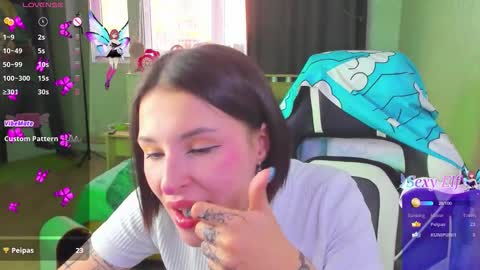 folinskaayaa online show from February 14, 2026, 3:36 am