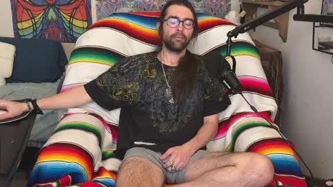 Chris online show from April 1, 2026, 12:28 pm