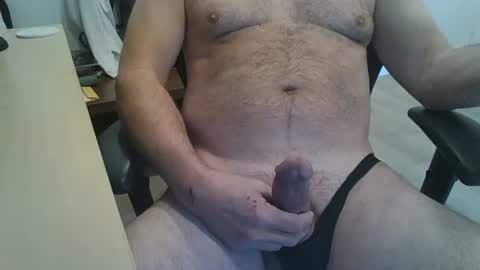 Snapshot of fool4surf chatting on February 19, 2026, 8:05 pm Socalman online show from February 19, 2026, 8:05 pm