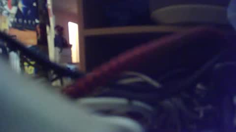Snapshot of footboy93270 chatting on May 1, 2026, 1:05 pm footboy93270 online show from May 1, 2026, 1:05 pm