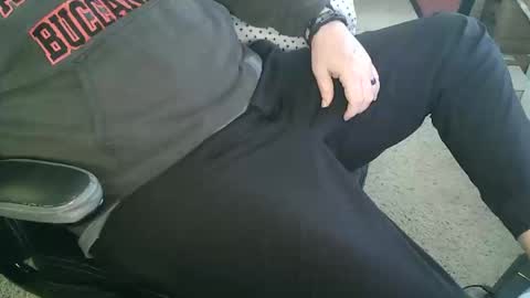 Snapshot of foreplayman22 chatting on February 23, 2026, 5:21 pm foreplayman22 online show from February 23, 2026, 5:21 pm