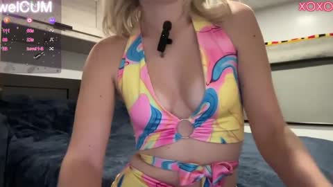 Elaine online show from January 30, 2025, 1:44 am