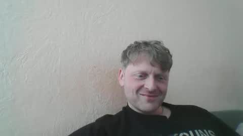 Snapshot of forgotten_lover chatting on March 13, 2026, 10:00 am forgotten_lover online show from March 13, 2026, 10:00 am