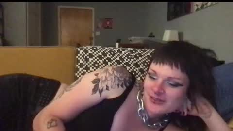 forthedolls online show from September 23, 2025, 3:31 am