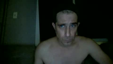 fouraide42 online show from January 3, 2025, 8:00 am