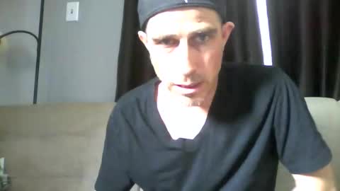 fouraide42 online show from February 27, 2025, 5:04 pm