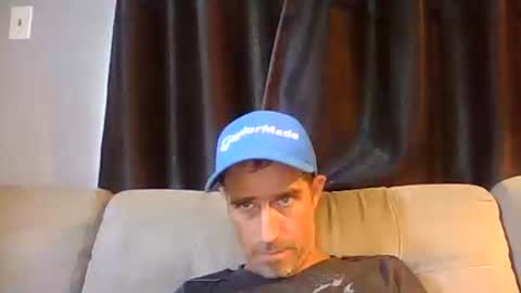 fouraide42 online show from September 9, 2025, 8:30 pm