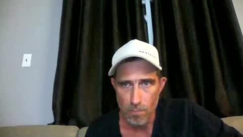 fouraide42 online show from February 21, 2026, 12:33 am