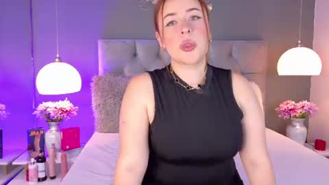 Foxie  online show from July 6, 2026, 2:47 pm