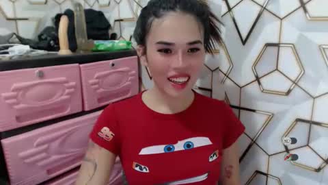 foxy_lei online show from April 4, 2026, 9:29 am