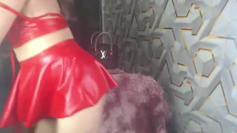 Snapshot of foxy_shantal chatting on September 9, 2025, 3:00 pm foxy_shantal online show from September 9, 2025, 3:00 pm