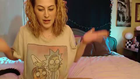 Snapshot of foxymalloryknoxy69 chatting on June 19, 2026, 8:07 am Mallory Koxx online show from June 19, 2026, 8:07 am