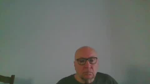 Snapshot of fra94 chatting on December 22, 2024, 1:55 pm fra94 online show from December 22, 2024, 1:55 pm