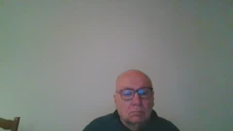 Snapshot of fra94 chatting on December 22, 2024, 11:41 pm fra94 online show from December 22, 2024, 11:41 pm