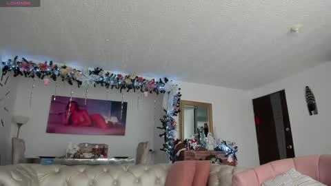 IM FRAIDER online show from December 27, 2024, 6:53 pm