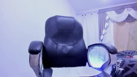 Fran online show from December 17, 2025, 3:45 am