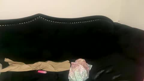 francescafey online show from January 16, 2025, 5:32 am