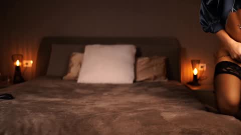 Franci online show from December 18, 2024, 3:33 pm