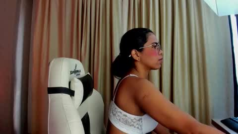 francis_20 online show from March 2, 2026, 1:40 pm