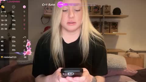 Snapshot of francis_digby chatting on October 9, 2025, 6:50 pm Francis Digby online show from October 9, 2025, 6:50 pm