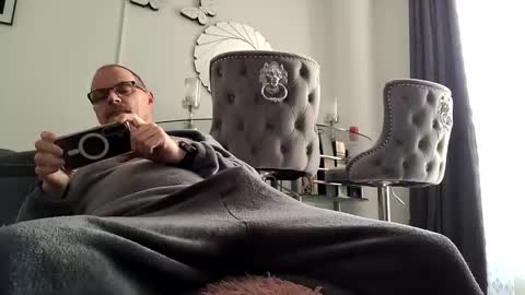 franciscomalin online show from November 11, 2025, 8:25 am