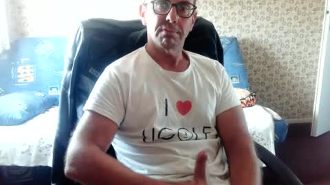 Snapshot of franck143544 chatting on June 29, 2026, 12:49 pm franck143544 online show from June 29, 2026, 12:49 pm