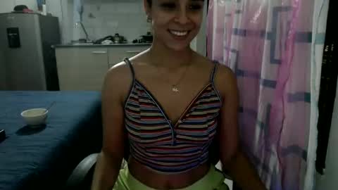 Snapshot of franfinee chatting on October 6, 2025, 12:30 am franfinee online show from October 6, 2025, 12:30 am