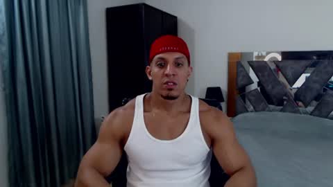 Snapshot of frank_heaven_shore chatting on June 13, 2026, 6:28 pm Frank online show from June 13, 2026, 6:28 pm