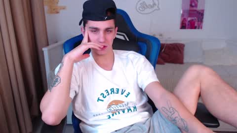 Frank online show from December 8, 2024, 6:33 am