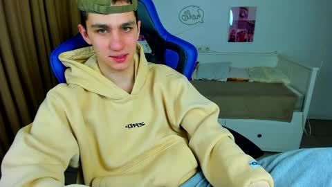 Frank online show from April 3, 2026, 4:10 am