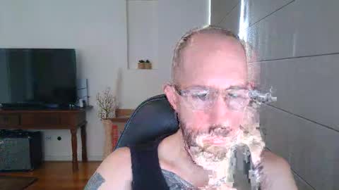 frank_perry2332 online show from April 27, 2026, 11:25 pm