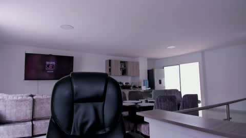 Frank Farrell. Hey remember to give me a thumbs up Ty online show from February 13, 2025, 5:33 pm