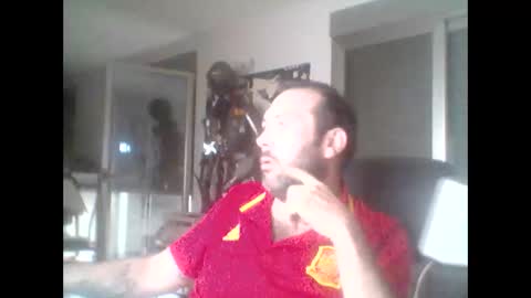 Snapshot of frankonde chatting on May 4, 2026, 6:59 pm Frankonde online show from May 4, 2026, 6:59 pm