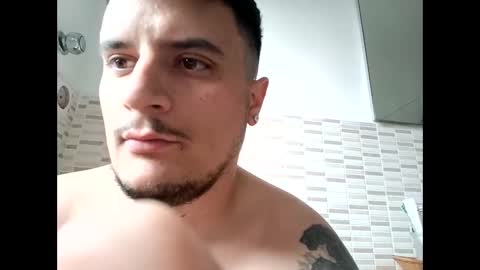 fraromeo2 online show from April 15, 2026, 3:52 pm