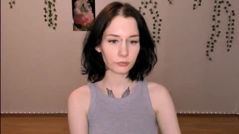 mistress Bastet and  mintcola online show from March 26, 2026, 5:07 pm