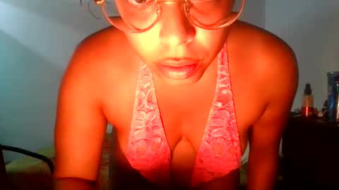 Snapshot of freakjawn1992 chatting on May 20, 2026, 11:33 pm FreakJawn online show from May 20, 2026, 11:33 pm