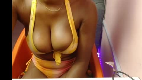 luna online show from October 7, 2025, 3:58 am