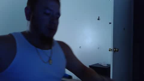 freakyfreddie305 online show from October 7, 2025, 12:35 pm