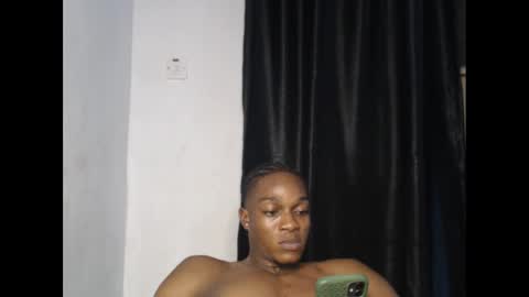 freakyslut30 online show from February 1, 2025, 11:58 pm