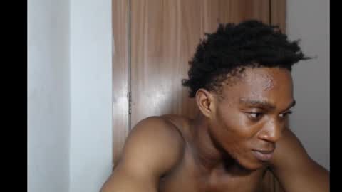 freakyslut30 online show from February 28, 2025, 8:39 pm