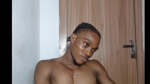 freakyslut30 online show from March 10, 2025, 1:23 am