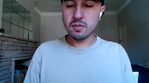 fred_555 online show from February 18, 2025, 1:10 am