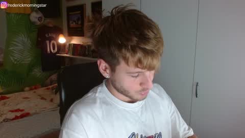 Snapshot of freddy_star chatting on December 10, 2024, 8:38 pm Frederick Perin online show from December 10, 2024, 8:38 pm