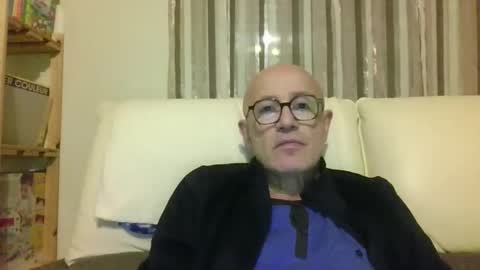 frederic8014 online show from November 1, 2025, 8:44 pm