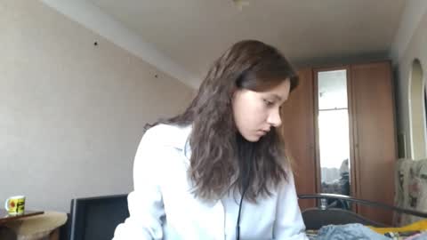 Mia online show from October 23, 2025, 9:19 am