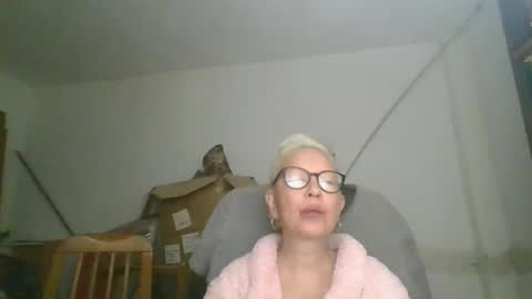 Diana online show from April 19, 2026, 10:56 pm