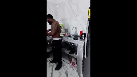 shakur online show from April 2, 2026, 6:05 pm